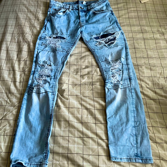 H&M Ripped Jeans - Picture 1 of 3